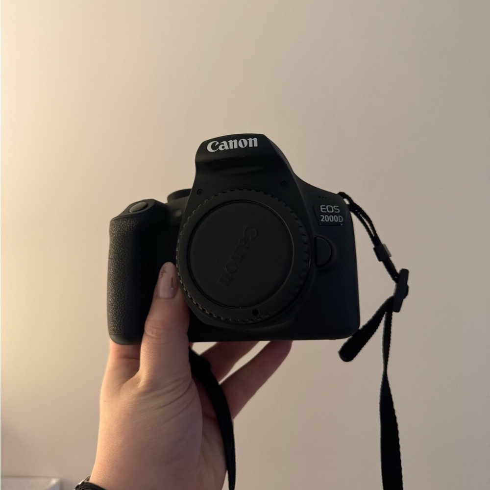 Canon EOS 2000D Black DSLR Camera with Lens